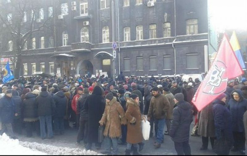 В ОБСЕ назвали сумму, которую платили протестующим под Нацбанком
