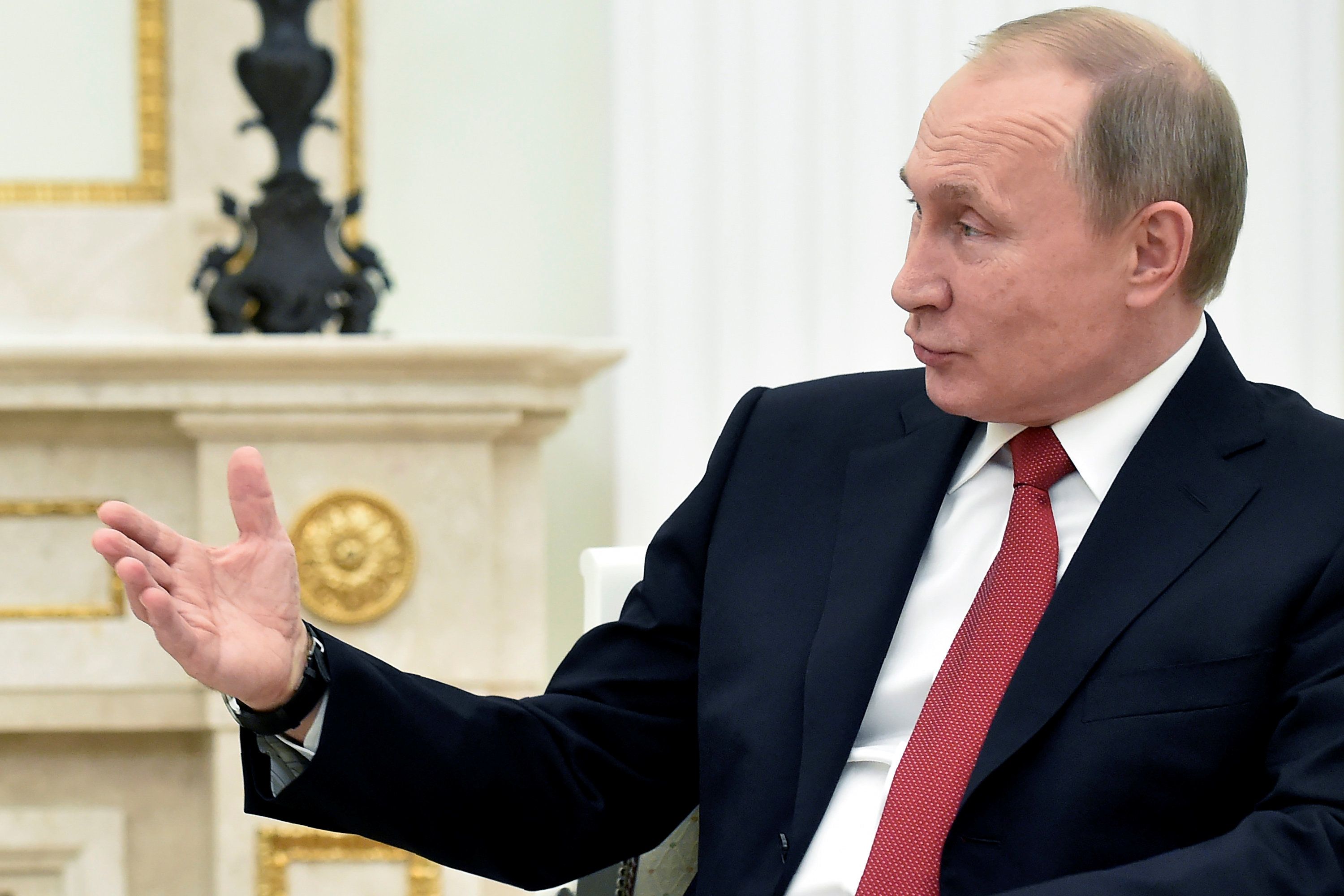 Смотреть Путин: США занимаются грязной работой, а обвиняют в этом других видео Смотреть Путин: США занимаются грязной работой, а обвиняют в этом других видео