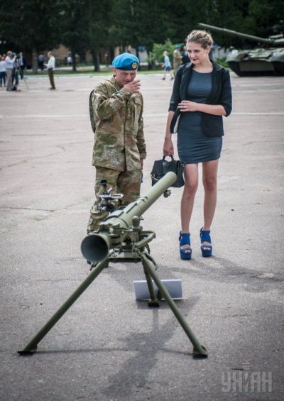 Рассказы волонтера. Качаться ведрами с землей ради девушки
