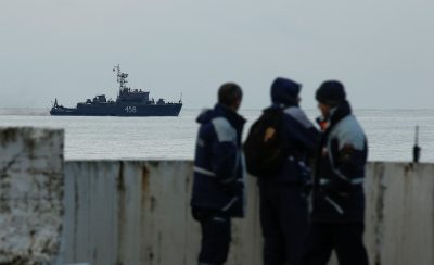 Водолазы нашли черный ящик Ту-154 и тела трех погибших — СМИ