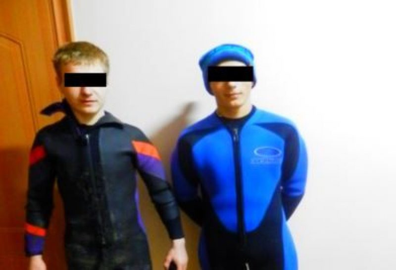 На Закарпатье поймали табачных контрабандистов-водолазов, опубликованы фото
