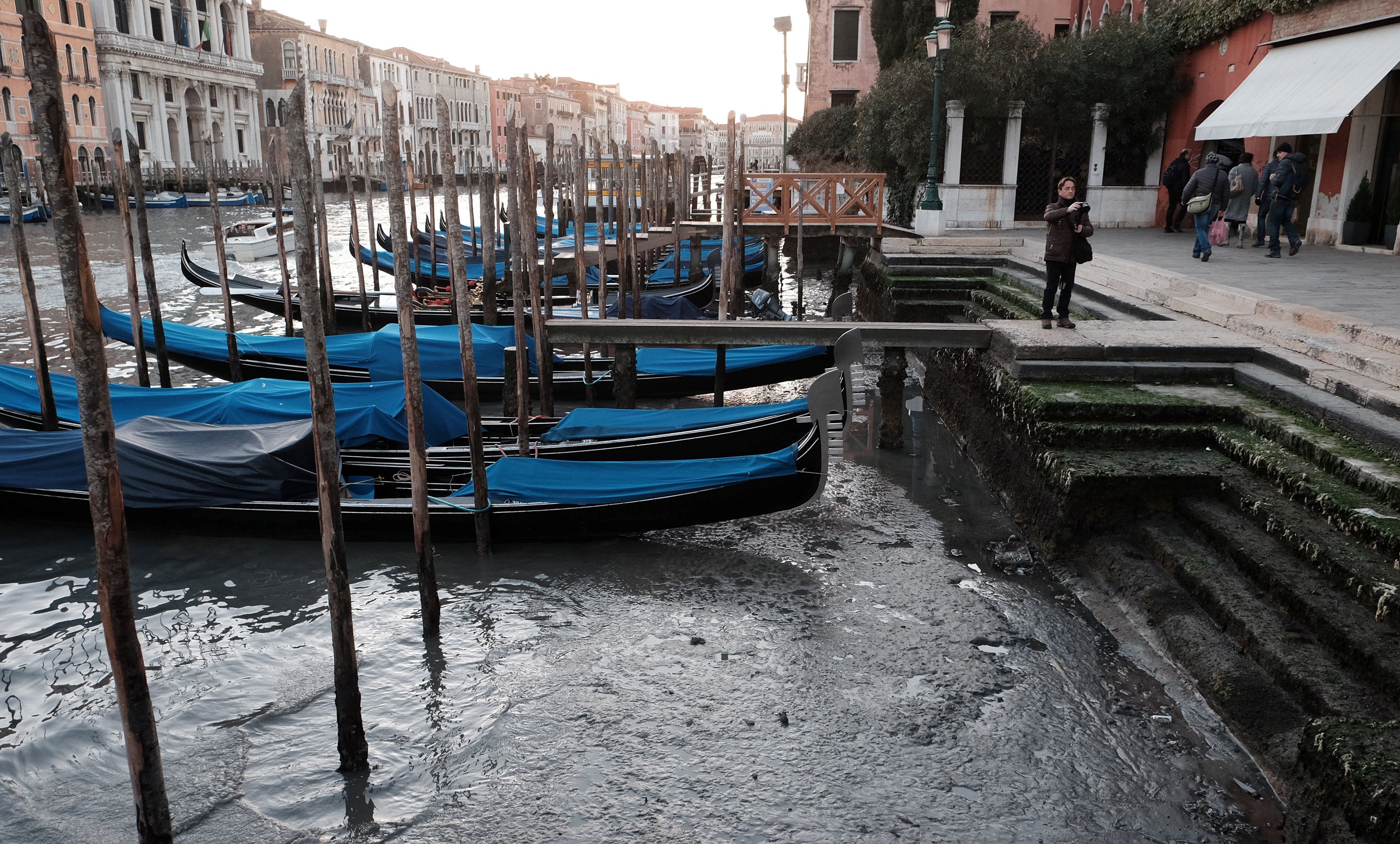 ушла вода из венеции