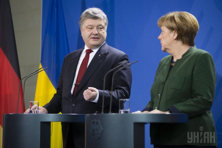 Президент Украины Петр Порошенко и федеральный канцлер Германии Ангела Меркель