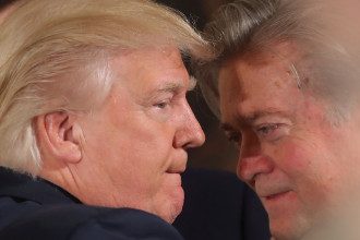 Трамп,Бэннон