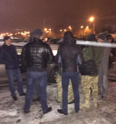 На Львовщине на крупной взятке погорел помощник нардепа, фото с места происшествия