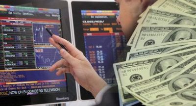 На следующей неделе курс доллара в украинских банках немного повысится, спрогнозировал аналитик - Курс валют