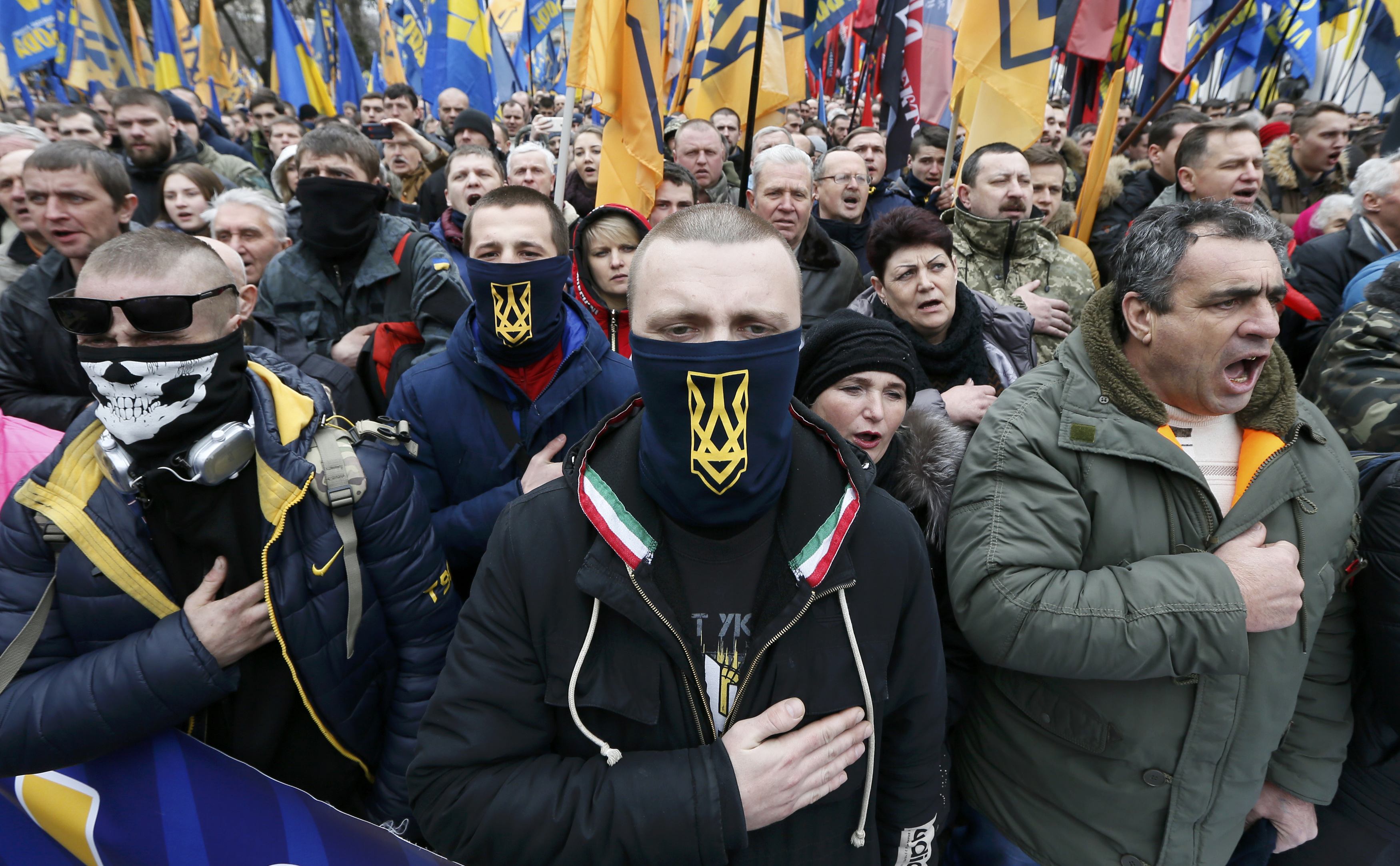 Украинский со. Украинские националисты на Майдане. Neo Nazi Ukraine. Радикальные националисты. Фашисты на Майдане.