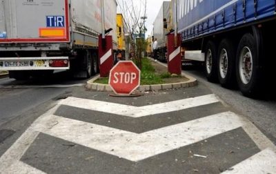 Россия пошла на попятную по транзиту украинских товаров: стали известны подробности