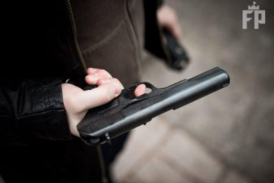 пистолет, стрельба