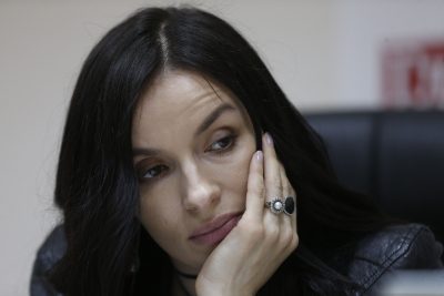 Надежда Мейхер-Грановская сфотографировалась без макияжа в машине Надежда Мейхер-Грановская сфотографировалась без макияжа в машине