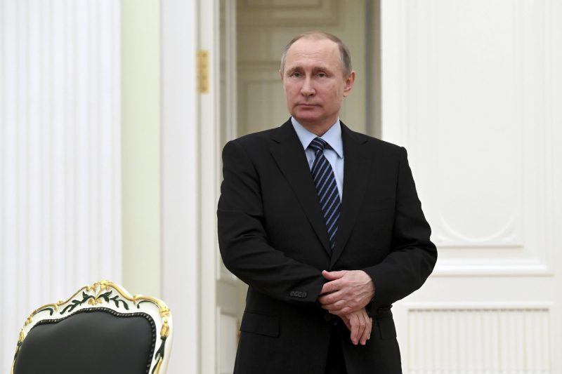 Путин размечтался: хочет за рулем проехать по Керченскому мосту