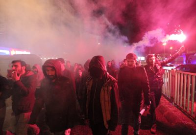 В Турции митинговали против расширения полномочий Эрдогана, опубликованы фото