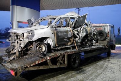 Взорванный автомобиль ОБСЕ Взорванный автомобиль ОБСЕ