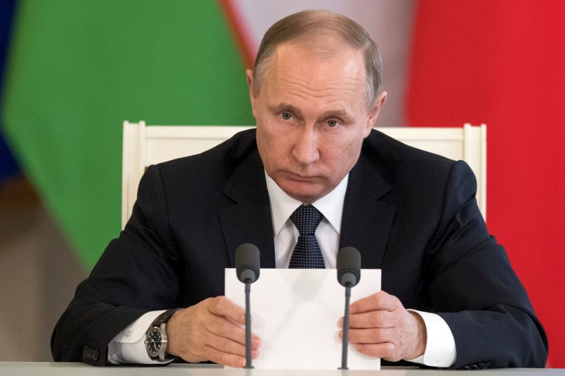 Путин хочет создать электронную систему отслеживания товаров из Украины