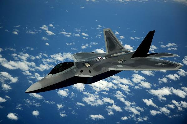 F-22 - один из лучших многоцелевых истребителей современности