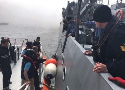 Водка и русское авось. СМИ рассказали подробности кораблекрушения разведчика РФ у берегов Турции