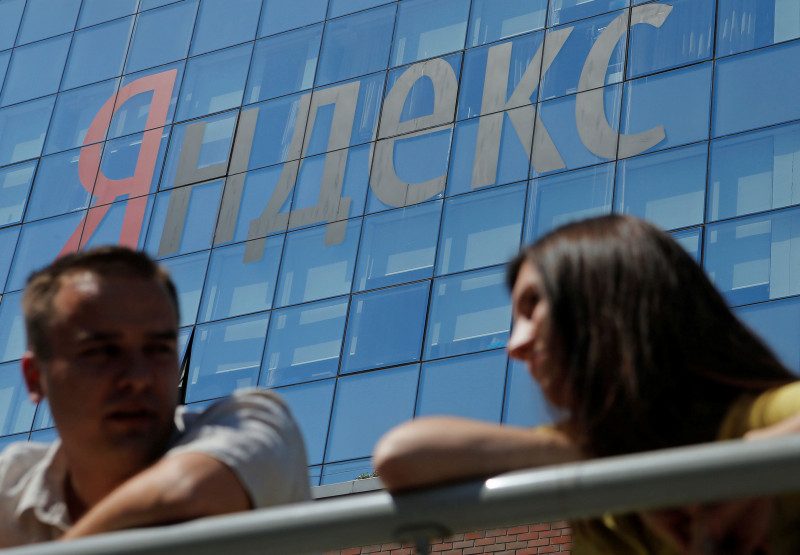 Озброєні люди увірвалися в офіси Яндекса і Uber у Мінську