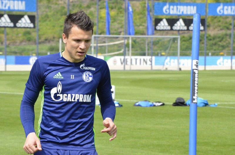 Шальке не взял на сборы Коноплянку