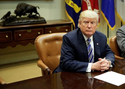 Импичмент для Трампа. Эксперт уверяет, что президент США не дотянет до конца своего срока