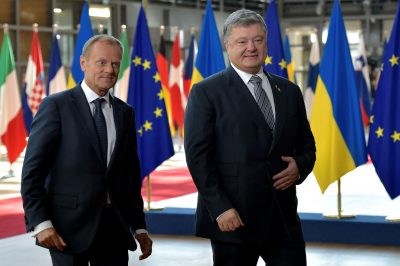 Порошенко обвинил Россию: продолжает убивать украинцев