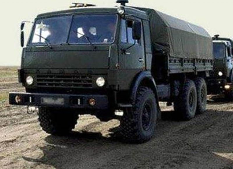 Реалии ЛНР. Пьяные боевики устроили "ралли" на армейских авто в Алчевске — разведка