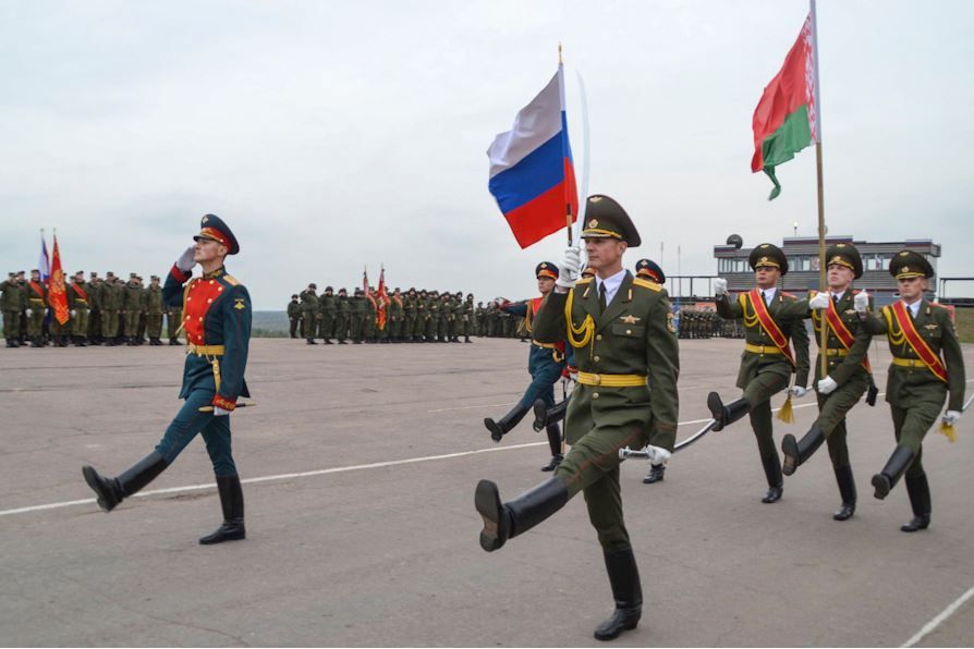 Россия, Беларусь, флаги, военные Россия, Беларусь, флаги, военные