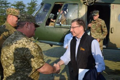 Визит представительной делегации США на Донбасс: это не замороженный конфликт, а горячая война