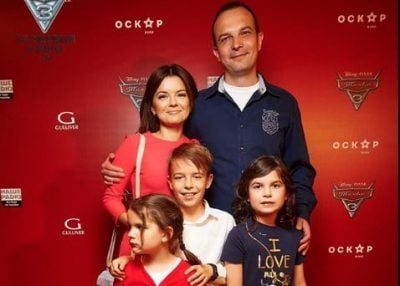 Нардеп Соболев увез семью на отдых в Одесскую область