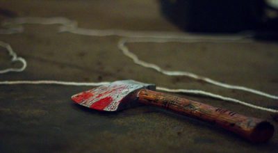 Топор, убийство