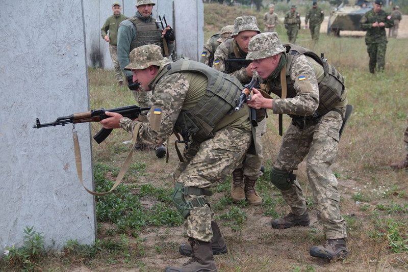 Армійську "еліту" РФ стерли в порошок: ЗСУ знищили 90% кращих десантників ворога - Грозєв