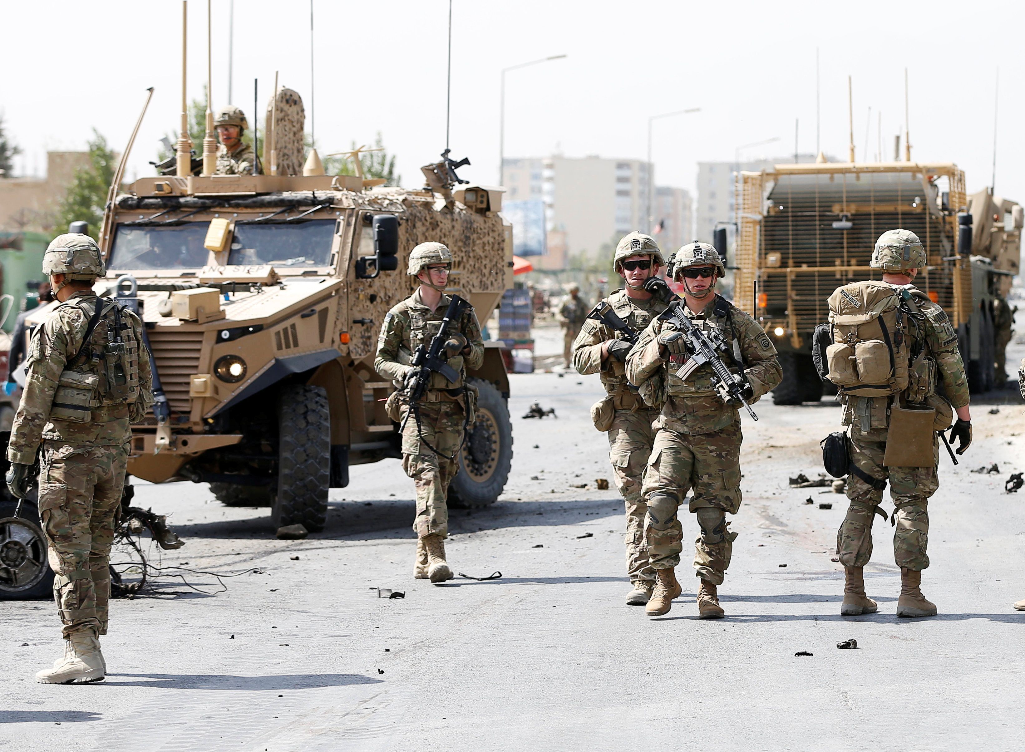Нато в ираке. Американские солдаты в Афганистане 2001. Войска НАТО В Афганистане. Солдаты НАТО В Афганистане. American ISAF В Афганистане.