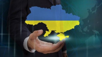 Украина, карта, рука Украина, карта, рука