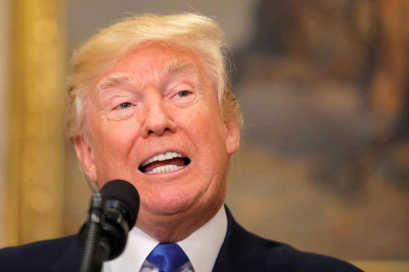 Путин ведет себя с Трампом, как с агентом России —  экс-директор нацразведки США