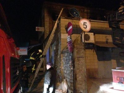 Пожар в запорожском хостеле. Полиция задержала хозяйку помещений, в которых погибли люди