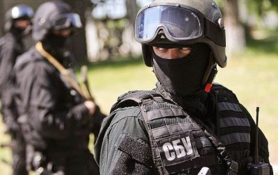 У СБУ пытались отбить задержанного У СБУ пытались отбить задержанного