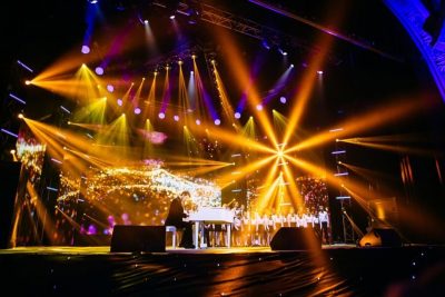 Щоб домівку Божа сила боронила: красиві щедрівки для дорослих і дітей