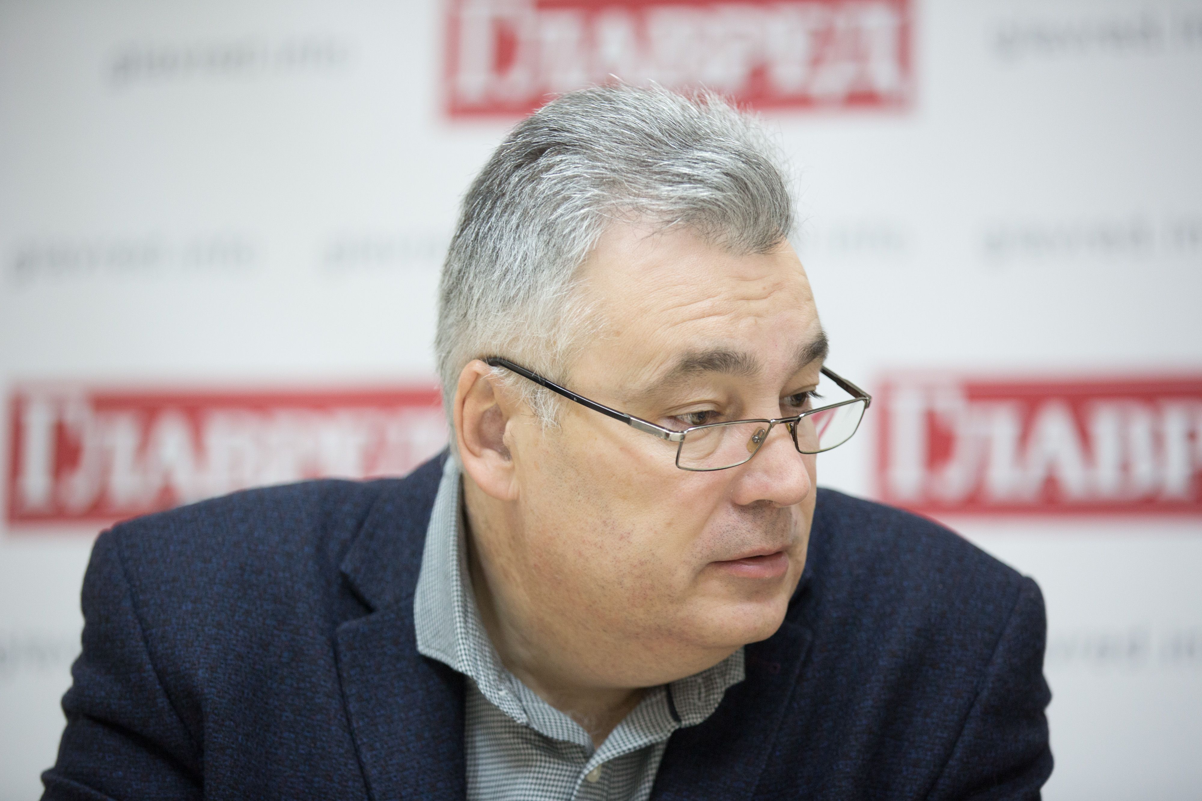 Дмитро Снєгирьов Дмитро Снєгирьов