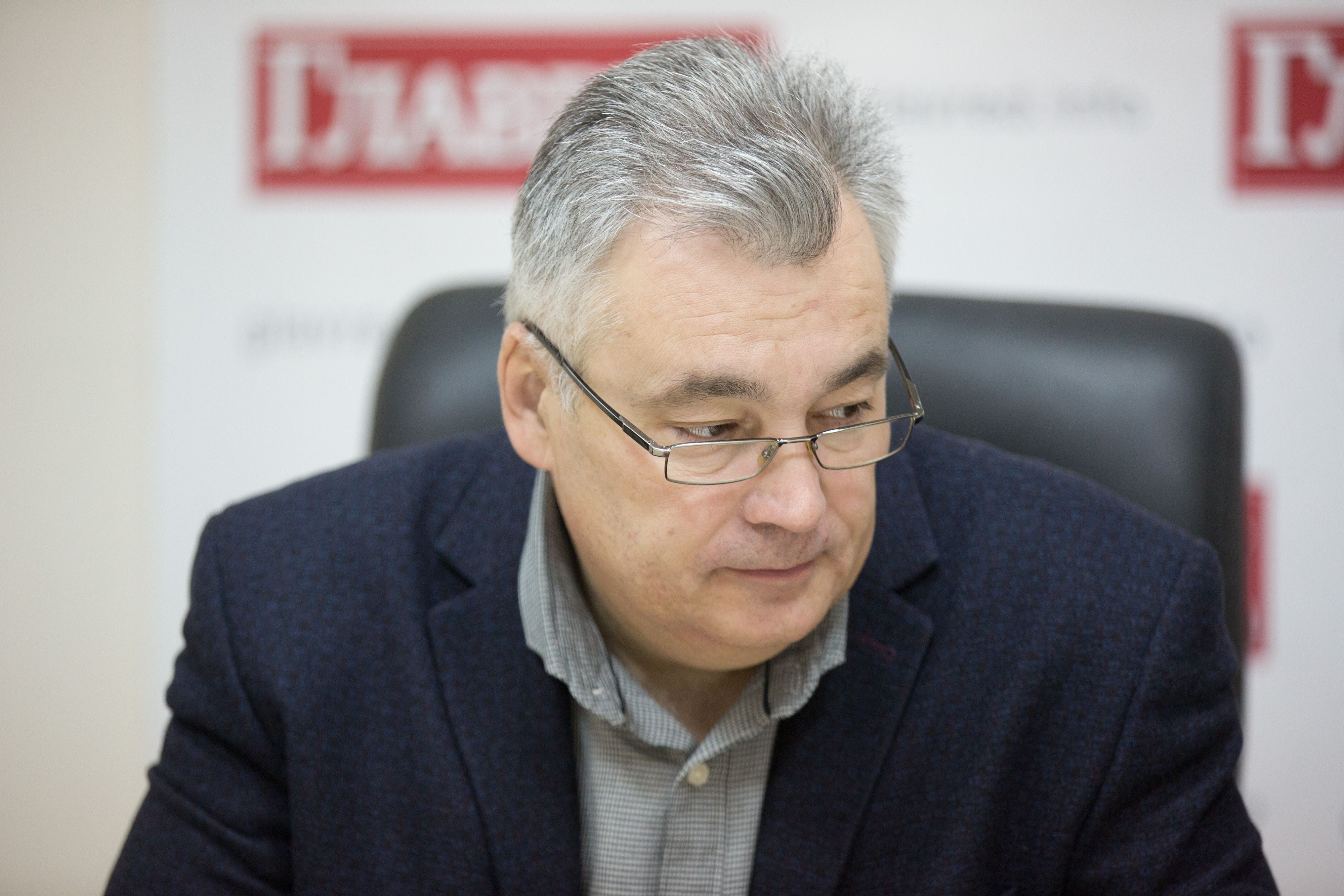 Дмитро Снєгирьов Дмитро Снєгирьов