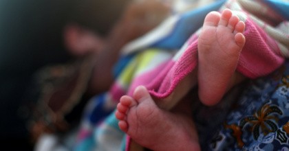 На Полтавщине в ванной утонул годовалый ребенок: тело обнаружил сожитель пьяной матери