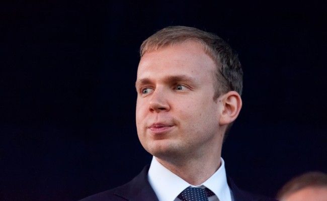 Беглого олигарха Сергея Курченко Латынина назвала организатором убийства Захарченко