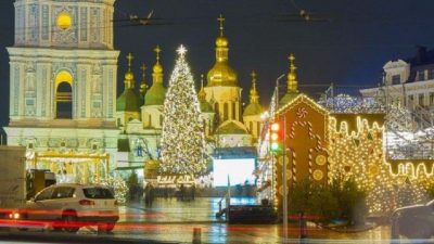 СМИ сообщили, когда в Киев привезут главную елку страны