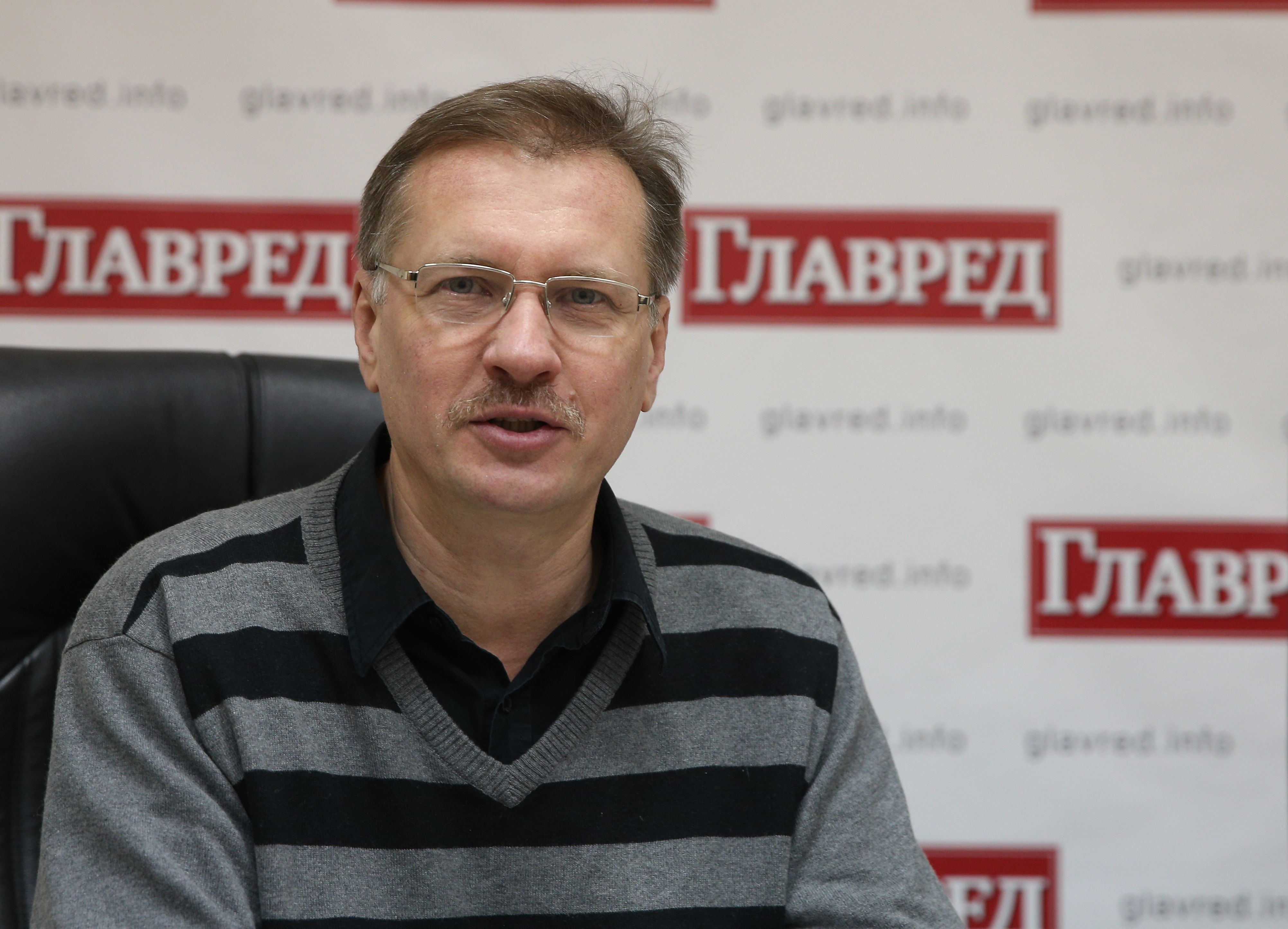 Тарас Чорновил, без лого
