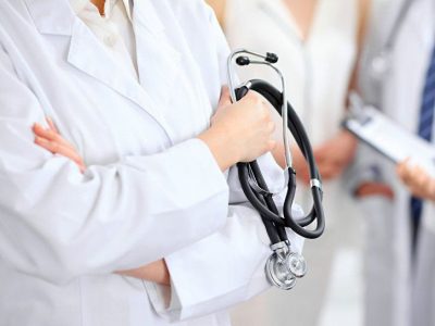 Власти Польши хотят облегчить трудоустройство врачам из Украины - Работа в Польше