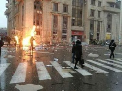 Взрыв в центре Баку, есть жертвы, фото и видео с места события