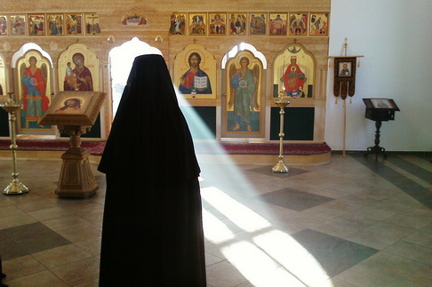 В день Петра и Павла в первую очередь принято ходить в церковь. В день Петра и Павла в первую очередь принято ходить в церковь.