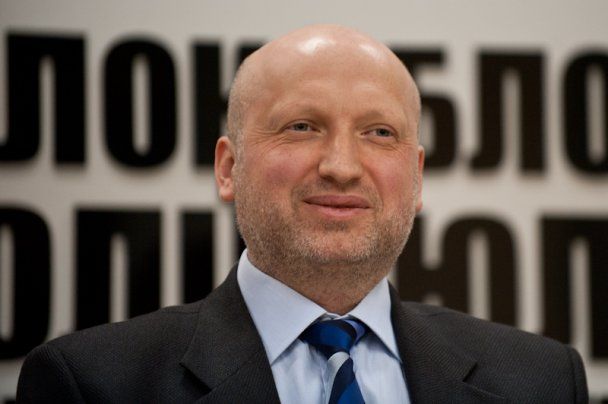 Александр Турчинов сообщил, что СНБО рассмотрит введение санкций против телеканалов, когда получит постановление Рады с рекомендацией это сделать Александр Турчинов сообщил, что СНБО рассмотрит введение санкций против телеканалов, когда получит постановление Рады с рекомендацией это сделать