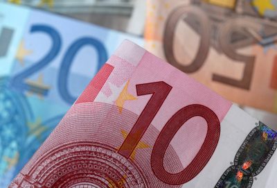 НБУ на 22 копейки снизил курс гривны к евро