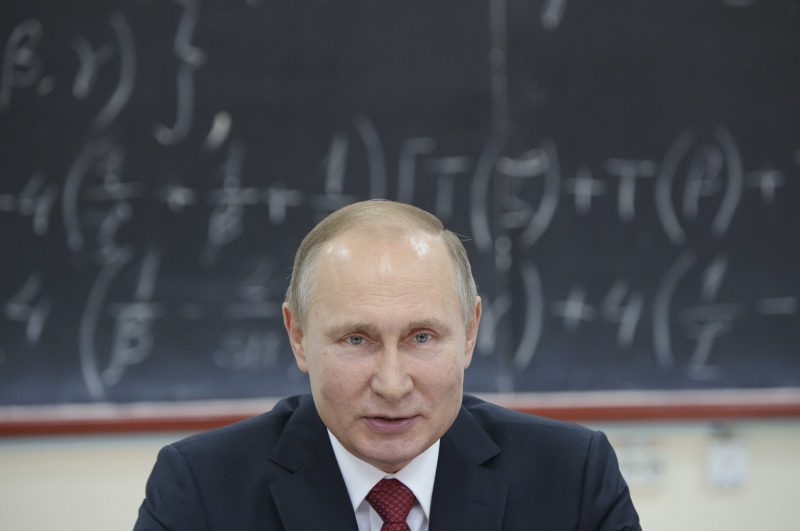 Песков раскрыл, чем болеет Путин
