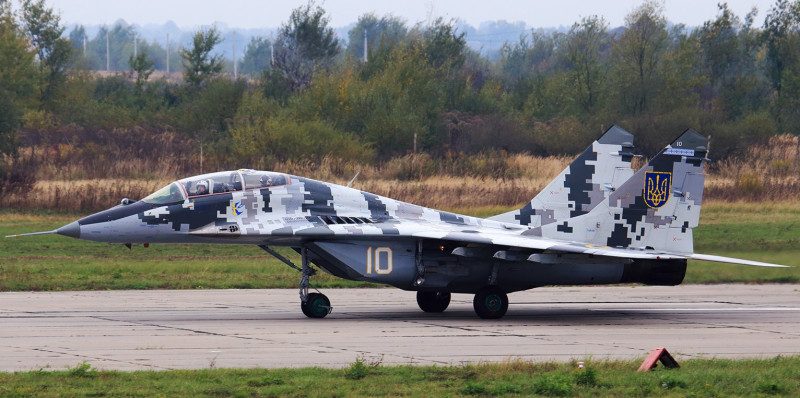 Польша еще не приняла решение относительно отправки в Украину истребителей