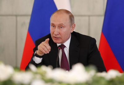 "Шмель, Полоний, Новичок". Российский социолог назвал "лучших друзей" Путина